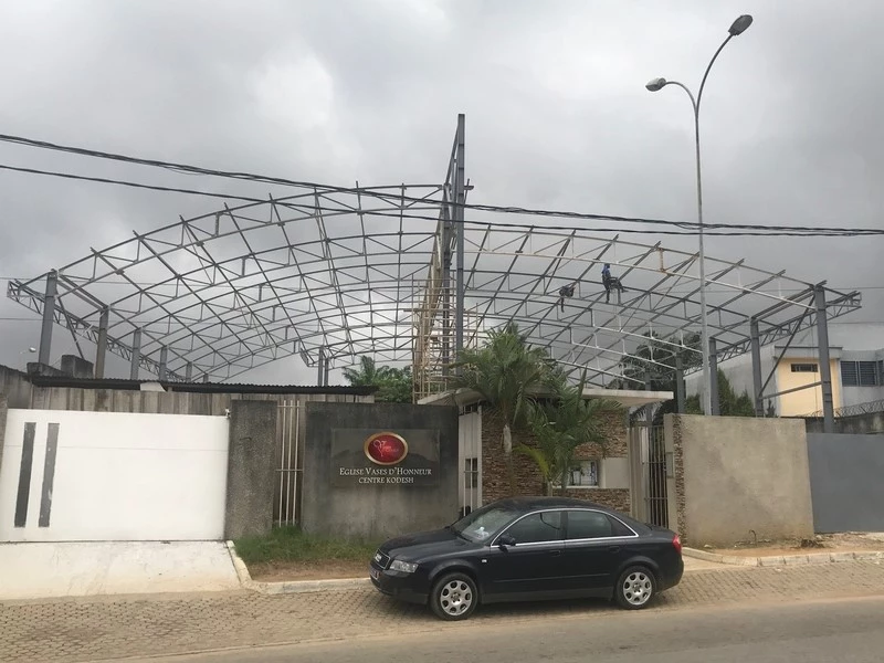 Eglise Vases d&rsquo;Honneur